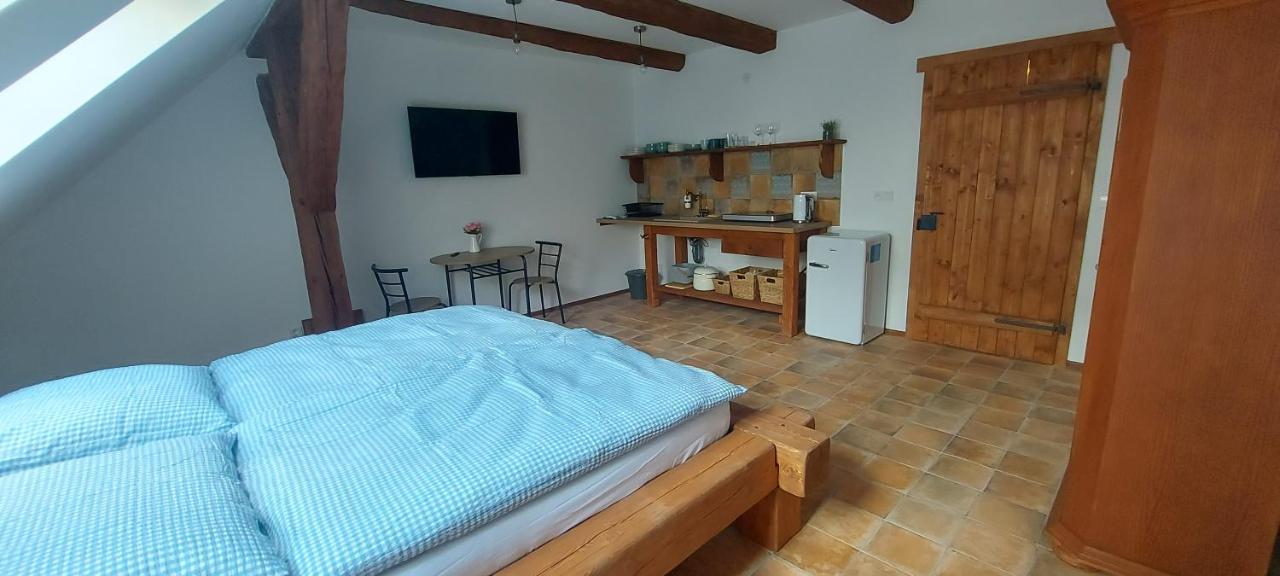 Apartmany Ve Starem Pivovaru Malesov Exteriör bild
