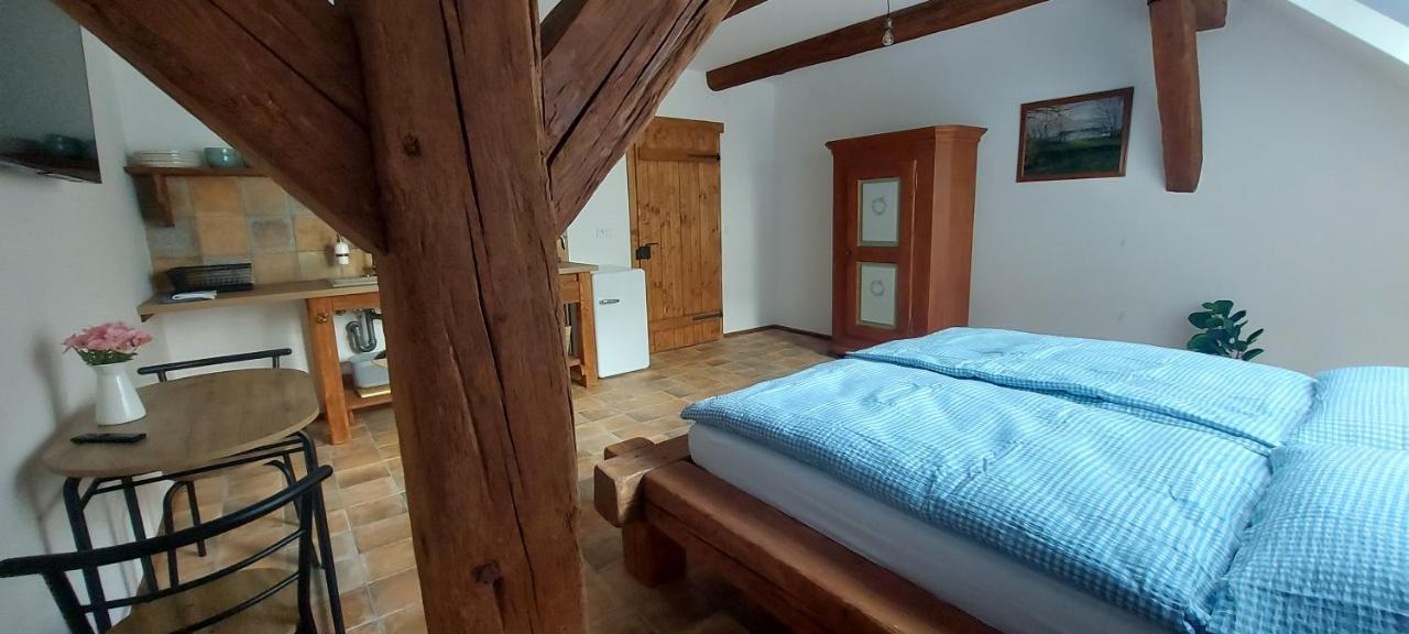 Apartmany Ve Starem Pivovaru Malesov Exteriör bild