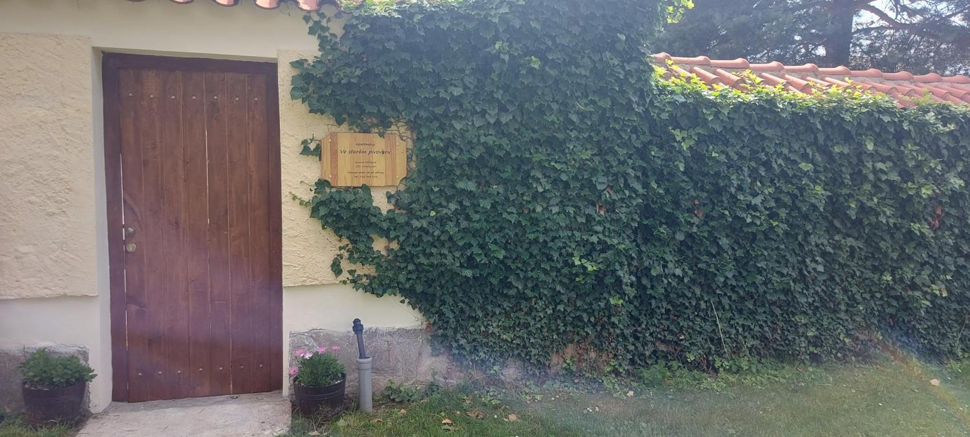 Apartmany Ve Starem Pivovaru Malesov Exteriör bild