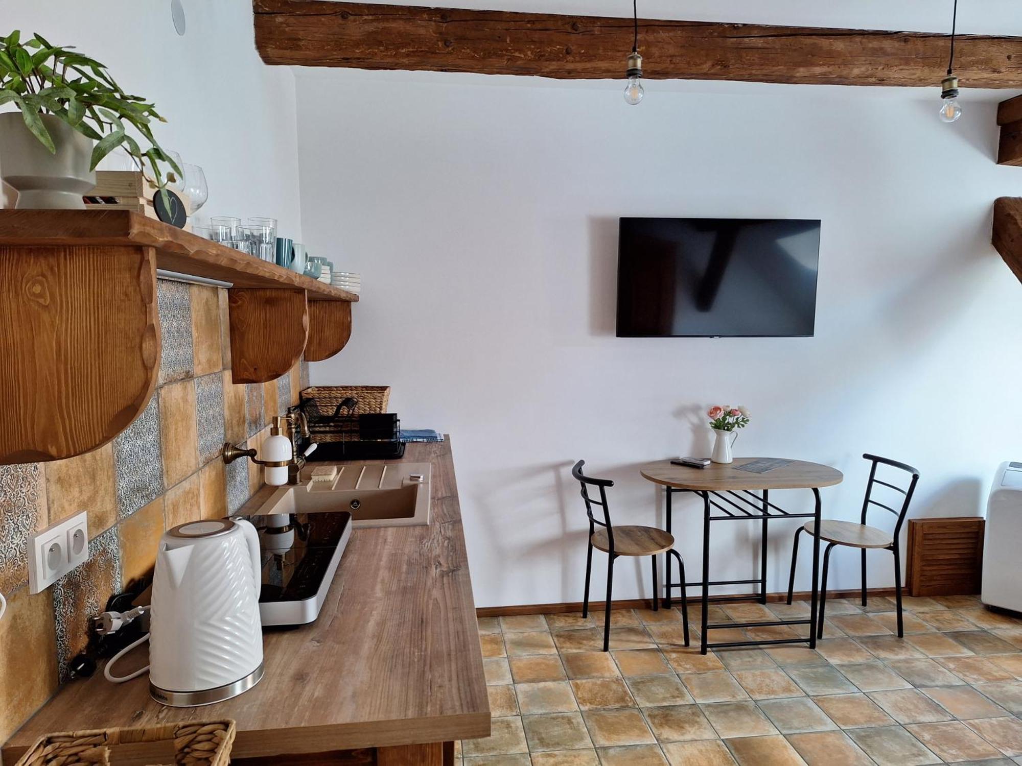 Apartmany Ve Starem Pivovaru Malesov Exteriör bild